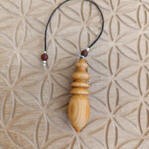 Pendule en Bois d'If fabrication Artisanale